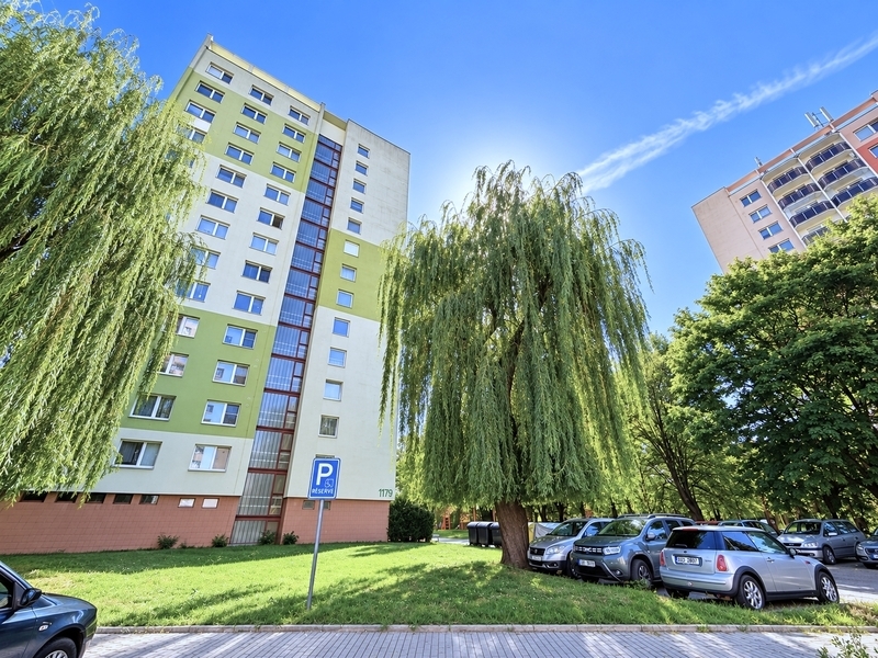 Prodej bytu 3+1 s prostornou lodžií, 72 m² – Otrokovice, ul. SNP