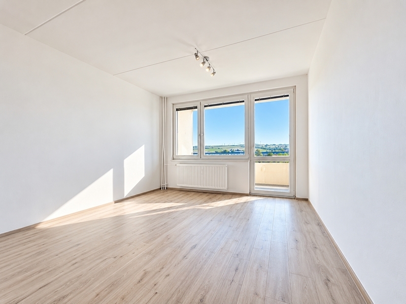 Prodej bytu 3+1 s prostornou lodžií, 72 m² – Otrokovice, ul. SNP