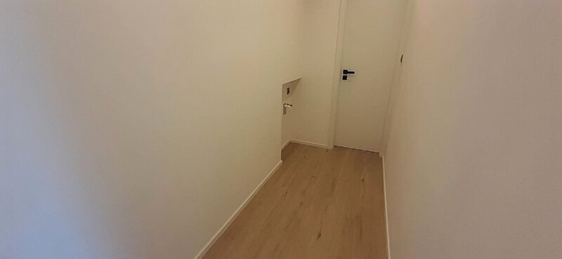 Nabízíme na prodej byt 1+1, rozloha 30,5 m², Zlín, v bytovém domě na ul. U Zimního stadionu