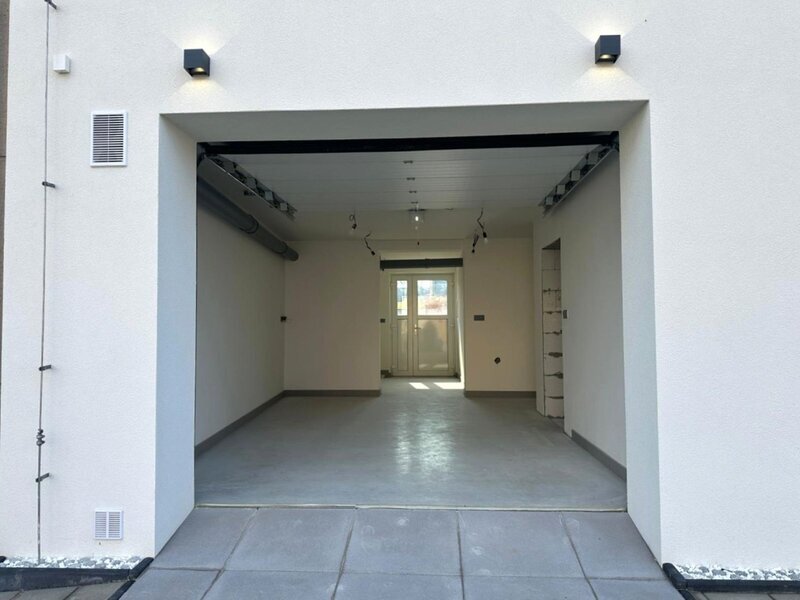 Prodej moderního rodinného domu 5+kk s garáží a zahradou – Míškovice u Zlína