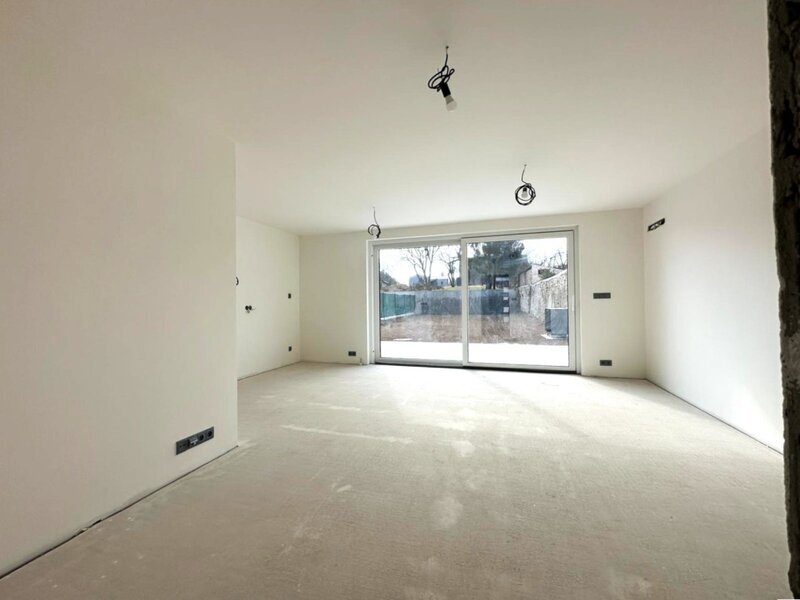 Prodej moderního rodinného domu 5+kk s garáží a zahradou – Míškovice u Zlína