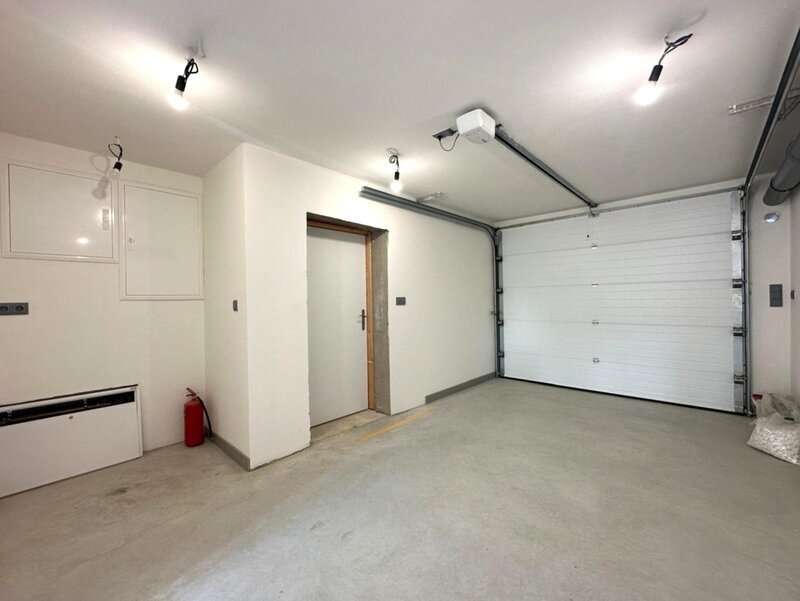 Prodej moderního rodinného domu 5+kk s garáží a zahradou – Míškovice u Zlína