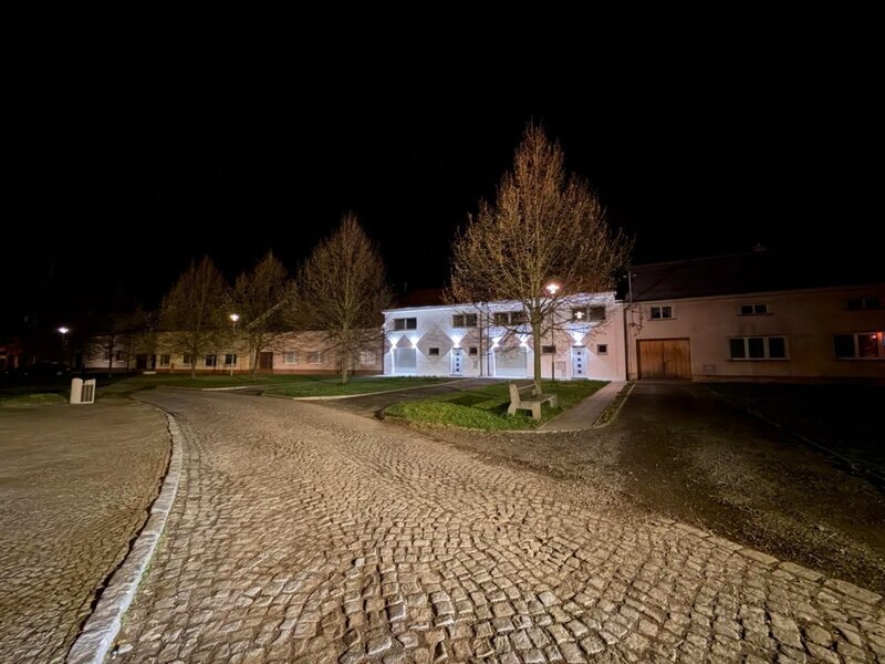 Prodej moderního rodinného domu 5+kk s garáží a zahradou – Míškovice u Zlína