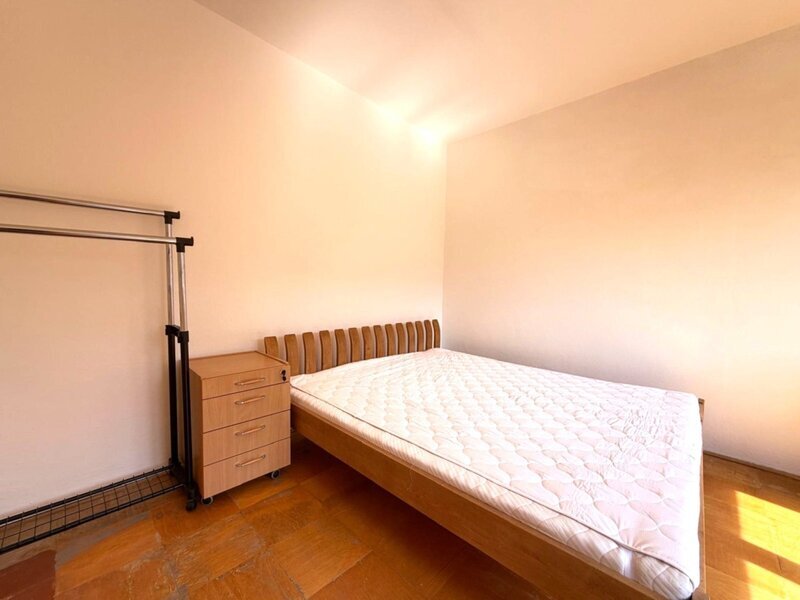 K pronájmu prostorný slunný byt 3+1 s balkonem, 68 m², Malenovice - Tř. Svobody