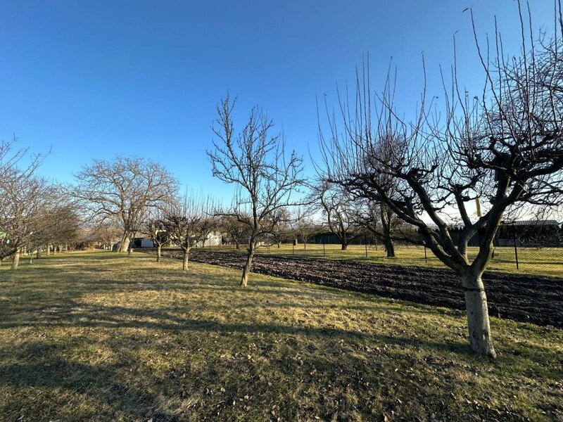 Prodej stavebního pozemku – v obci Roštění u Holešova