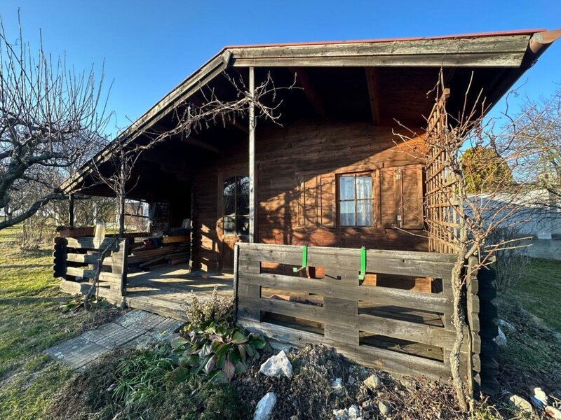 Prodej stavebního pozemku – v obci Roštění u Holešova