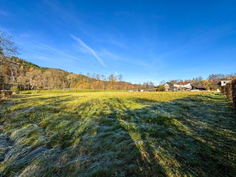 Prodej stavebního pozemku blízko Vsetína – 1 056 m²