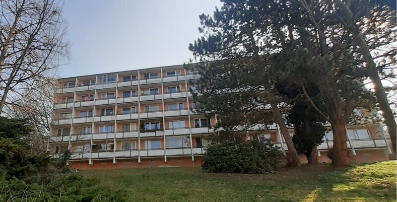 Pronájem kompletně zařízeného bytu 1+1, 35 m2, s lodžií, 2.NP, Zlín, ul. Družstevní, JS